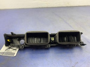 2021-2024 Kia K5 Black Center Dash Dual A/C Heater Vent - Front (Used OEM)