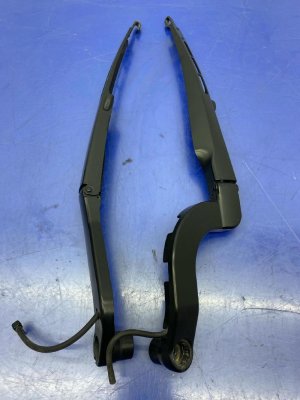 2007-2015 Jaguar XK Windshield Wiper Arm Set - Front (Used OEM)