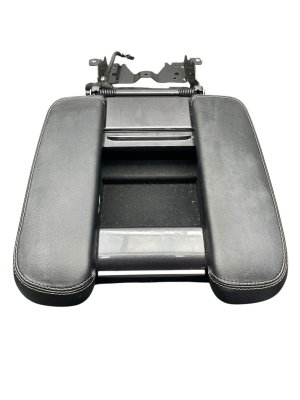 2022-2024 Jeep Wagoneer Black Center Console Armrest Storage Compartment Lid Assembly (Used OEM)