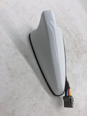 2022-2023 Kia Stinger Snow White Pearl Roof Shark Fin Antenna with Satellite Radio and GPS (Used OEM)