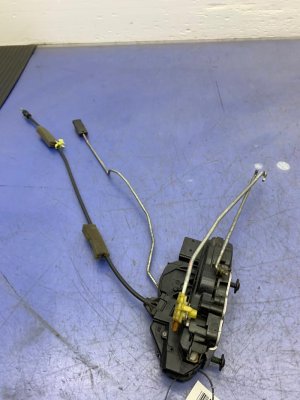 2009-2017 Buick Enclave Door Lock Latch Actuator - Front, Left (Driver) (Used OEM)