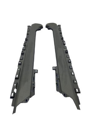 2022-2025 Jeep Wagoneer Black Center Console Trim Panels - Front (Used OEM)
