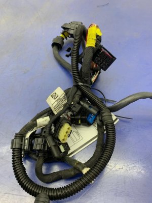 2018-2019 BMW M550i xDrive DME Engine Wiring Harness (Used OEM)