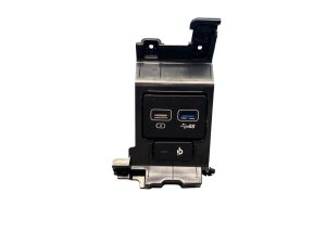 2022-2023 Genesis GV70 USB Port Auxiliary Jack and Wireless Charger Indicator (Used OEM)