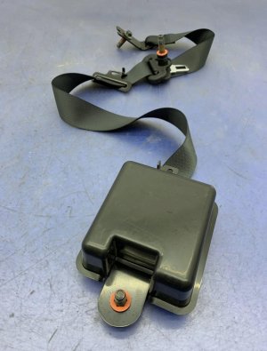 2022-2025 Hyundai Santa Cruz Center Seat Belt Assembly - Rear, Left (Driver) (Used OEM)