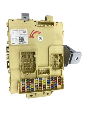 2020-2022 Hyundai Palisade Cabin Fuse Relay Junction Box (Used OEM)