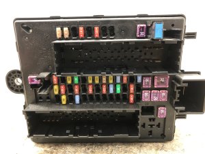 2018-2020 Cadillac XT5 Rear Cargo Area Junction Fuse Box (Used OEM)
