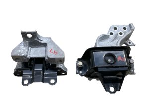 2018-2025 Mitsubishi Eclipse Cross Engine Motor Mount Set (Used OEM)