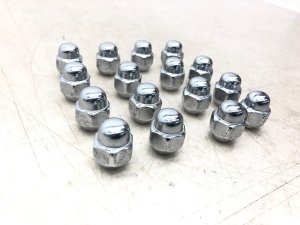 2022-2025 Kia EV6 16-Piece Aluminum Wheel Lug Nut Set (Used OEM)