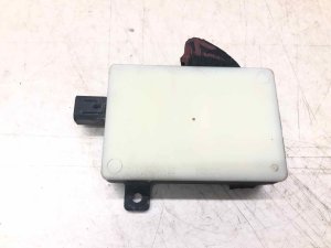 2018-2020 Jaguar F-Pace Blind Spot Alert Radar Unit - Rear, Right (Passenger) (Used OEM)