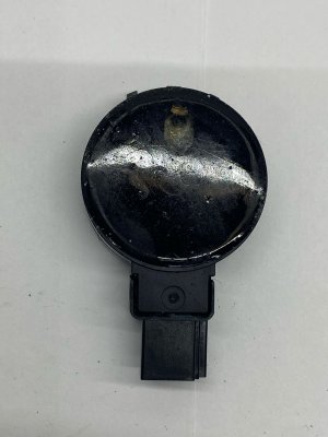 2018-2025 Lincoln Navigator Windshield Rain Sensor - Front (Used OEM)