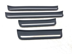 2022-2024 Kia EV6 Door Sill Plate Insert Trim Set - Front (Used OEM)