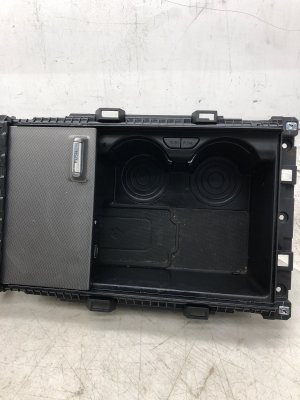 2020-2022 Hyundai Palisade Center Console Cup Holder Storage Compartment with Wireless Charging (Used OEM)