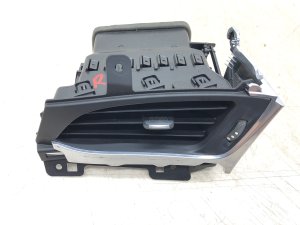 2015-2020 GMC Yukon XL Outer Dash Panel Air Vent - Front (Used OEM)