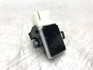 2020-2025 Ford Police Interceptor Utility Ambient Air Temperature and Humidity Sensor (Used OEM)