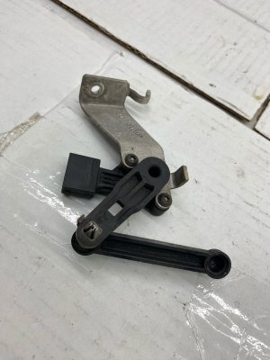 2019-2025 BMW X6 Suspension Ride Height Level Sensor Set - Front (Used OEM)