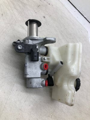 2019-2024 Audi Q3 Brake Master Cylinder with Reservoir (Used OEM)