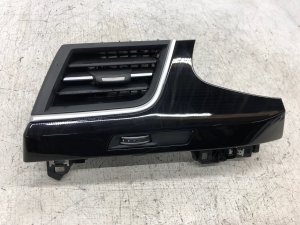 2017-2020 Audi Q7 Dashboard Air Vent Grille and Trim Cover - Front (Used OEM)