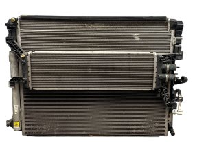 2013-2020 Maserati Quattroporte Radiator and Condenser Assembly with Cooling Fan Shroud (Used OEM)