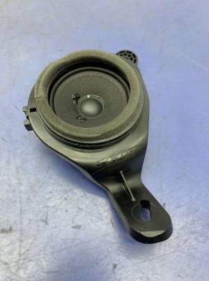 2021-2023 Kia Sorento Door Bose Audio Speaker - Rear, Right (Passenger) (Used OEM)