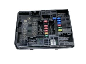 2022-2024 Mitsubishi Outlander Intelligent Power Distribution Control Module Fuse Block (Used OEM)