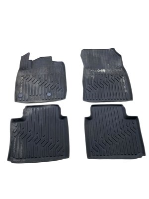 2022-2026 Mitsubishi Outlander All Weather Rubber Floor Mat Set (Used OEM)