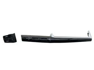 2024-2025 BMW X2 Black Dash A/C Air Vent Set - Front (Used OEM)