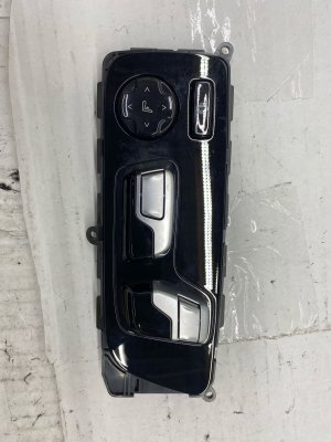 2020-2024 BMW X6 Power Multi-Contour Seat Switch with Massage - Front (Used OEM)