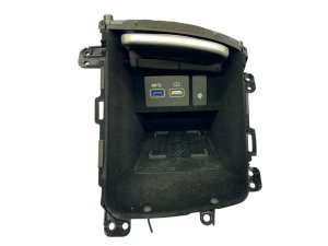 2022-2025 Genesis GV70 Center Console Wireless Phone Charger Module (Used OEM)