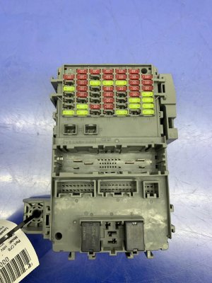 2023-2025 Honda HR-V Dash Fuse and Relay Junction Box Assembly - Front (Used OEM)