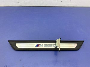 2018-2023 BMW M550i xDrive Illuminated Brushed Door Sill Entry Plate - Front (Used OEM)