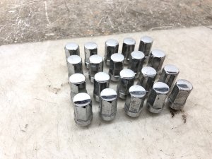 2020-2025 Buick Enclave Lug Nut Set (Used OEM)