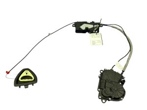 2017-2023 BMW 528i Trunk Lid Latch Actuator Assembly - Rear (Used OEM)