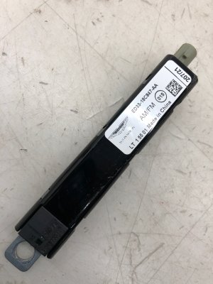 2013-2020 Mercedes-Benz SL320 AM/FM Antenna Amplifier (Used OEM)