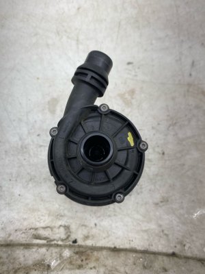 2019-2025 BMW X5 Electric Auxiliary Engine Coolant Water Pump - Front (Used OEM)