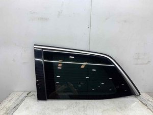 2013-2016 Mercedes-Benz GL550 Privacy Tint Quarter Glass - Rear, Left (Driver) (Used OEM)
