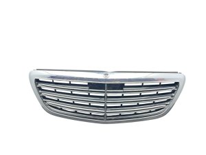 2018-2020 Mercedes-Benz S500 Upper Bumper Grille with Camera Hole - Front (Used OEM)