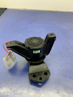 2020-2025 Kia Telluride Engine Mount Bracket (Used OEM)