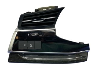 2020-2025 Audi Q7 Outer Dashboard Air Vent with Headlight Control and Ambient Lighting - Front (Used OEM)