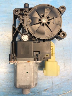 2018-2021 Lincoln Navigator Door Power Window Motor - Rear, Left (Driver) (Used OEM)