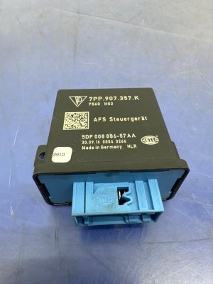 2016-2019 Porsche 911 Headlamp Control Module (Used OEM)