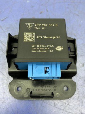 2015-2018 Porsche Macan Headlamp Range Control Module (Used OEM)