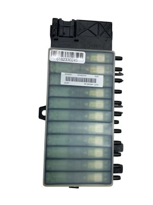 2018-2021 Lincoln Navigator Seat Massage Control Module - Front (Used OEM)