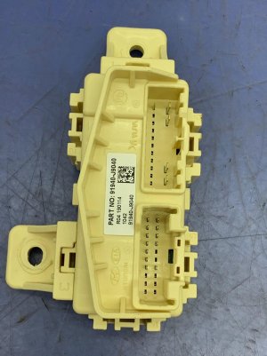 2018-2021 Hyundai Kona ICM Fuse Junction Block Box (Used OEM)
