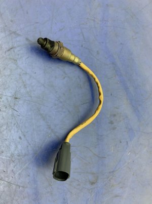 2018-2020 Jaguar XF Center Upper Oxygen Sensor (Used OEM)