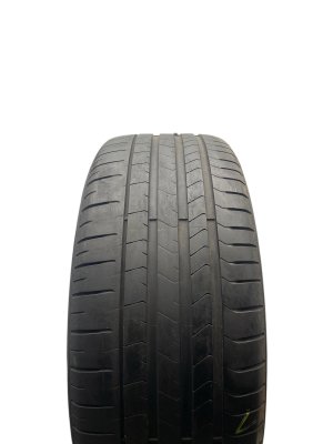 2013-2019 Cadillac XTS Pirelli PZero 245/40R20 99Y Tire (Used OEM)