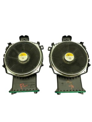 2018-2024 BMW X3 Audio Speaker and Subwoofer Set - Front (Used OEM)