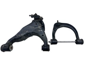2020-2025 GMC Sierra 2500 HD Lower Suspension Control Arm - Front, Right (Passenger) (Used OEM)