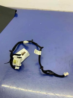 2018-2020 Genesis G80 Door Trim Integration Wiring Harness - Rear, Left (Driver) (Used OEM)