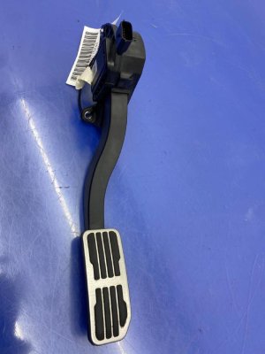 2017-2020 Jaguar F-Pace Accelerator Pedal Assembly (Used OEM)